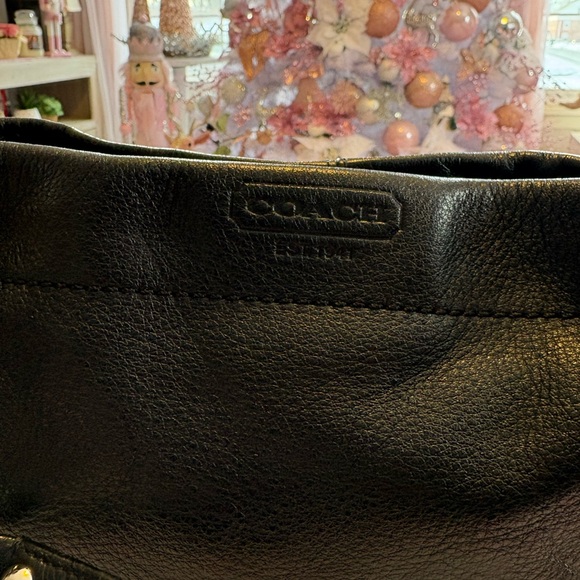 Coach Black Leather Shoulder Bag - Picture 5 of 9
